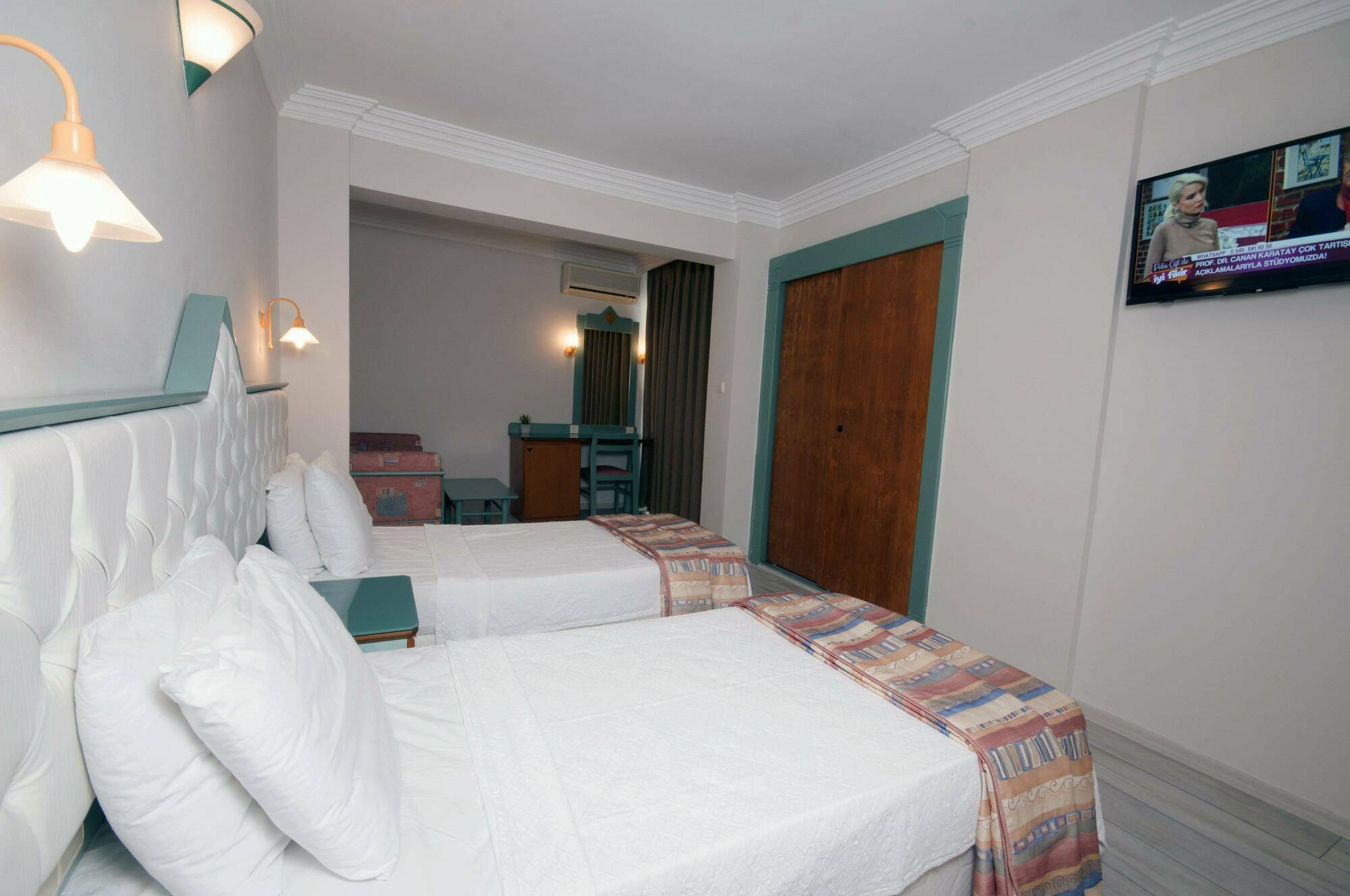 Flamingo Hotel 马尔马里斯 外观 照片